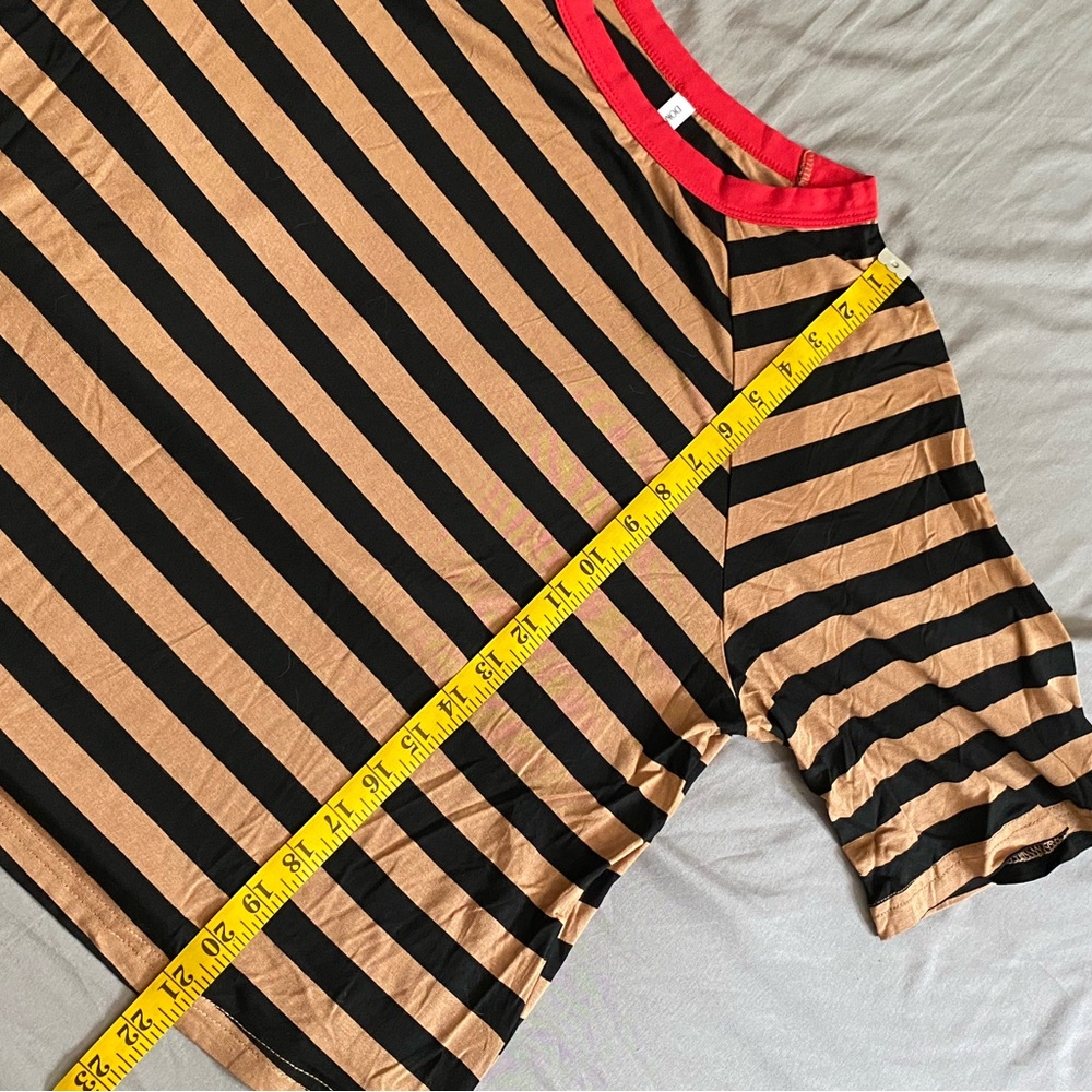 Striped Tee - Picture 6 of 6
